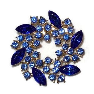 Two Toned Blue Rhinestone Wreath shaped Brooch